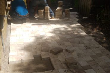 Jay B Side Patio In Jacksonville Fl R Souza Pavers