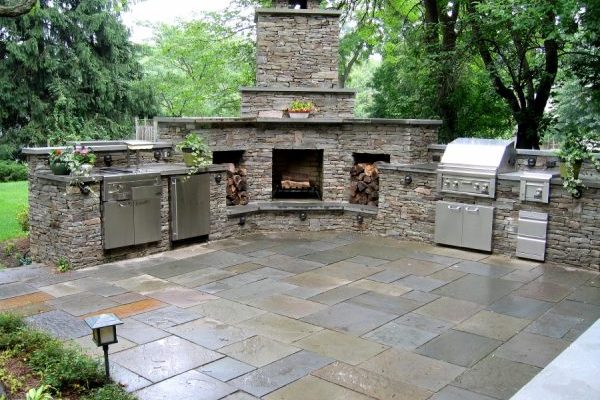 Outdoor Kitchen Pavers Jacksonville FL | R Souza Pavers